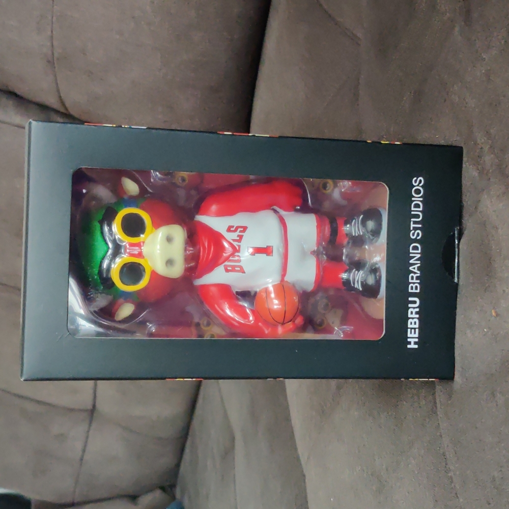 Chicago Bulls: Hebru Brantley Benny the Bull Bobblehead